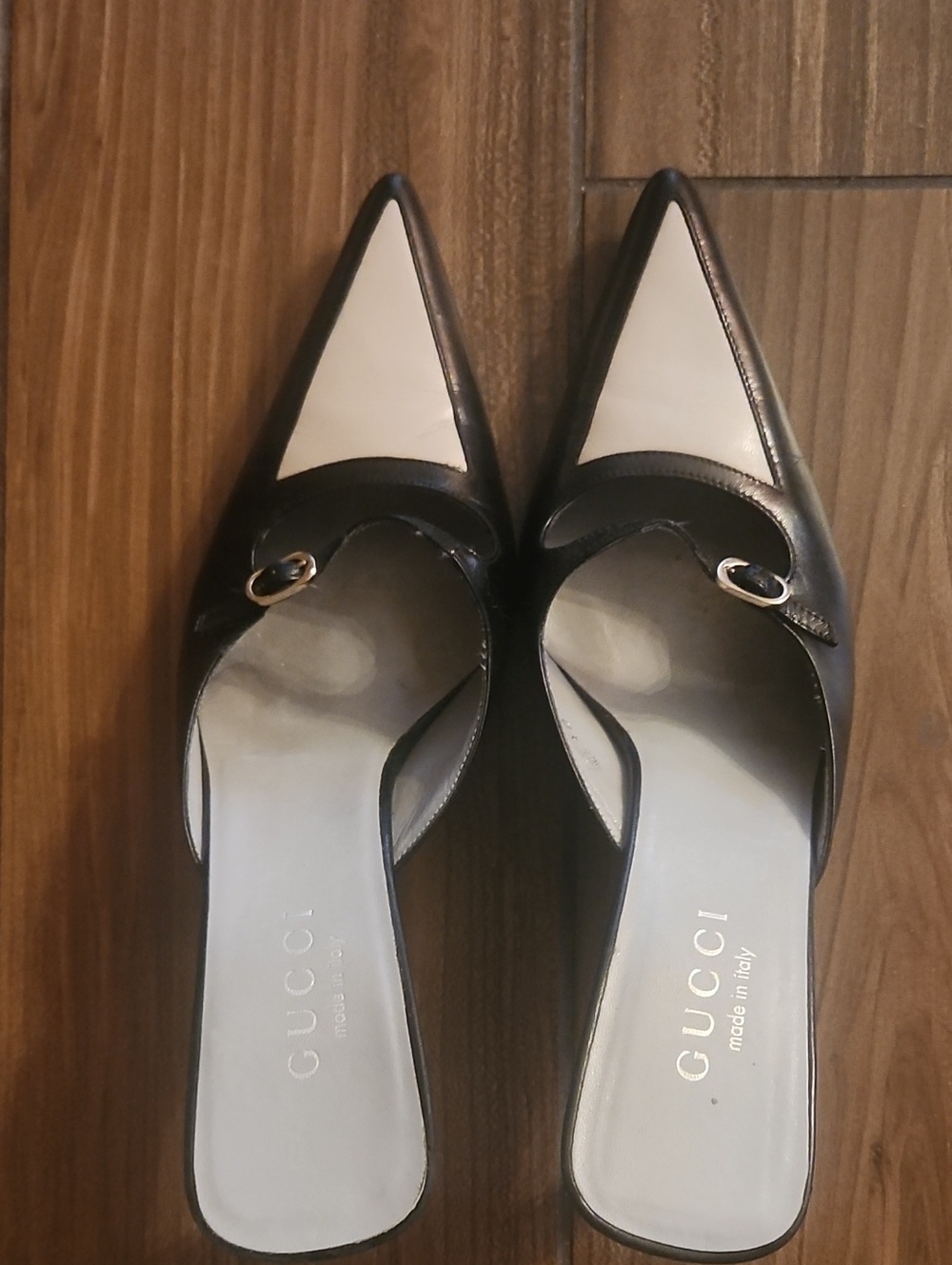 Gucci Black and White Pointed-Toe Mule with Gold Buckle